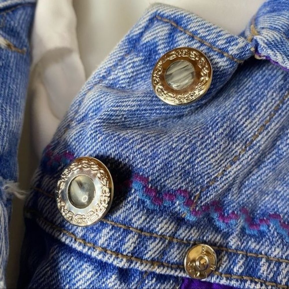 Vintage Ethics Jean Jacket Embroidered Cropped Pearl Button  Purple Details S - Picture 8 of 12